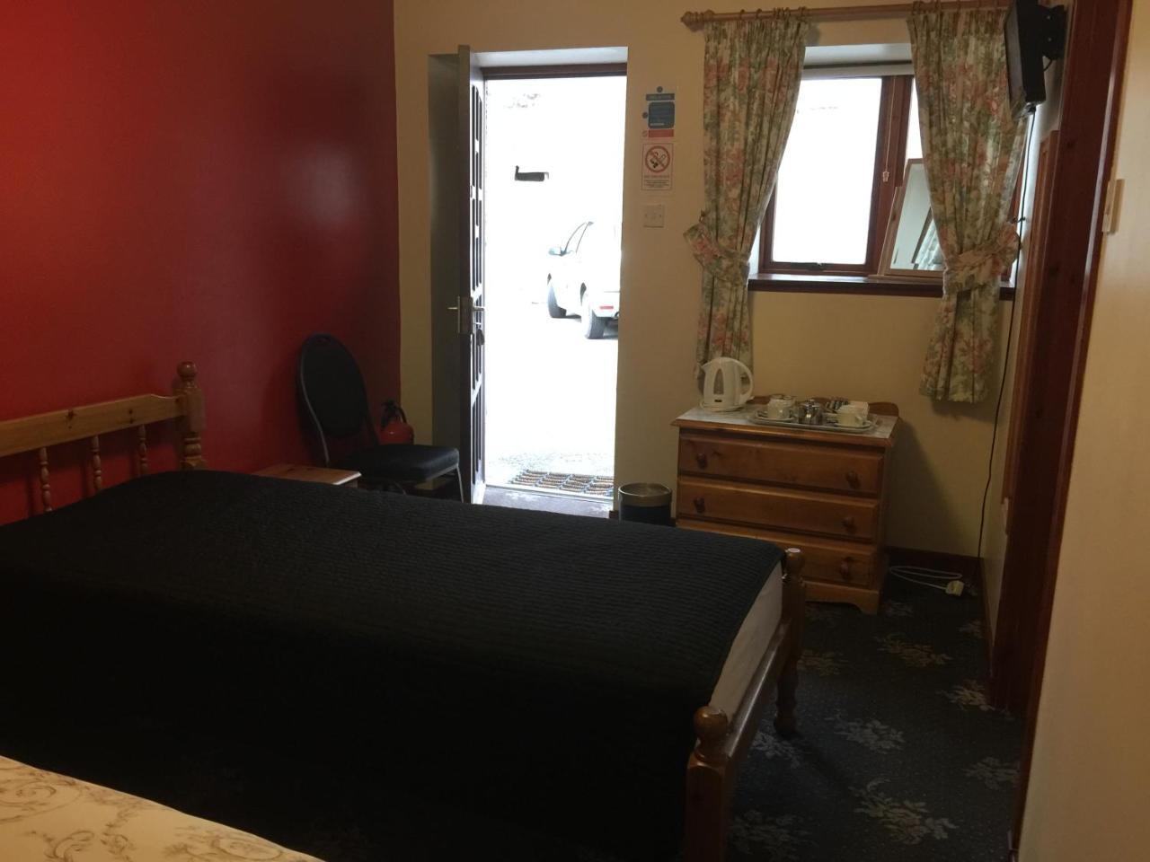Fife Arms Guest House Dufftown Exteriör bild